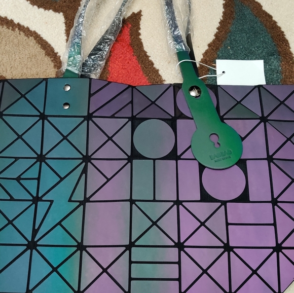 Issey Miyake Block BaoBao Bag NWOT - Picture 11 of 16